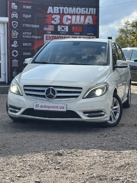 Фото автомобіля з оголошення AutoPOINT