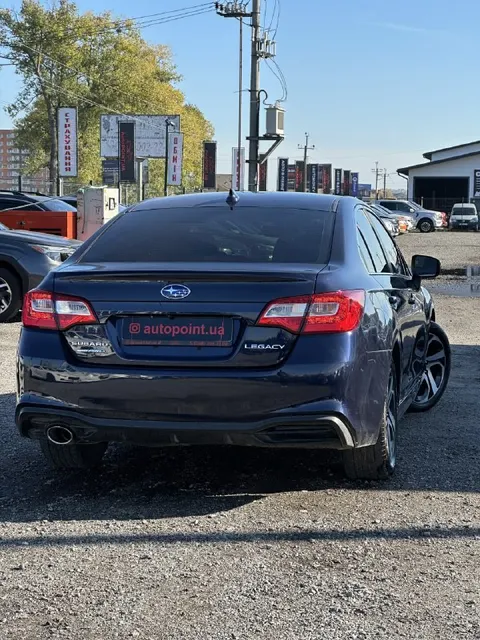Фото автомобіля з оголошення AutoPOINT